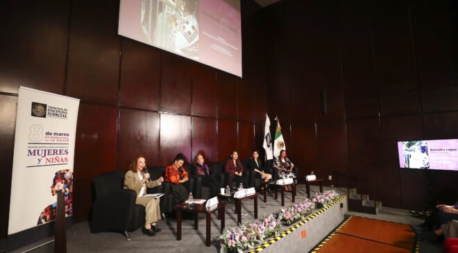 Refrenda Laura Itzel Castillo su Compromiso para Eliminar la Brecha Salarial entre Hombres y Mujeres