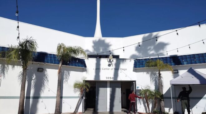 Policía de San Diego despliega operativo en una mezquita tras reportar “tirador activo”