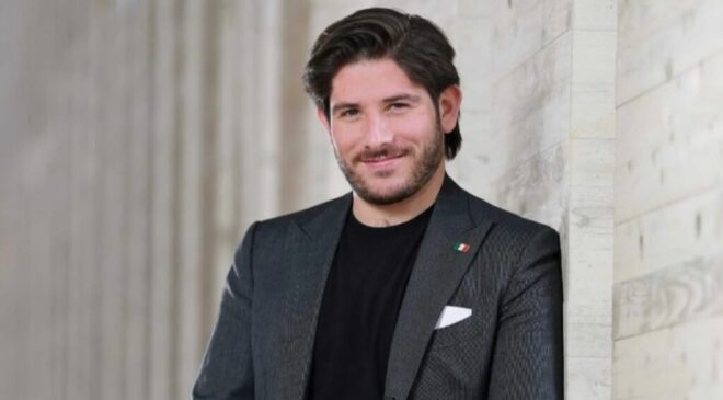 Tenor Mario Rojas celebra su décimo aniversario artístico en Bellas Artes
