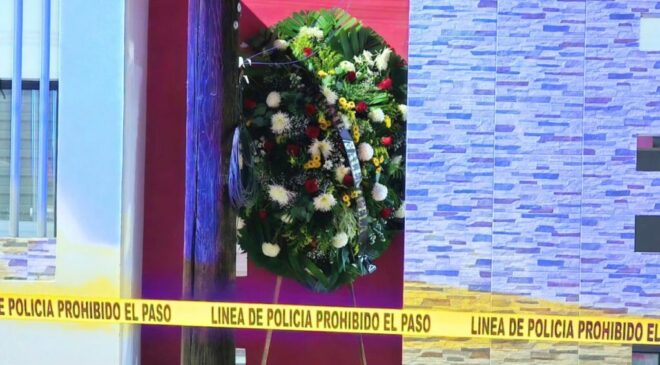 Dejan corona fúnebre en casa de diputada opositora Paola Gárate en Sinaloa