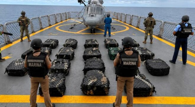 Aseguran más de 800 kg de cocaína en costas de Guerrero; hay 5 detenidos