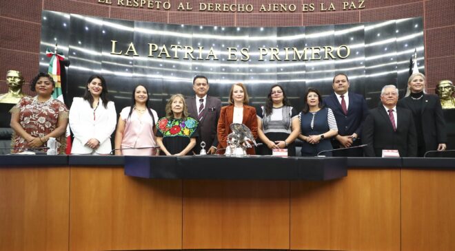 Entran Siete Senadores Suplentes; Rinden Protesta