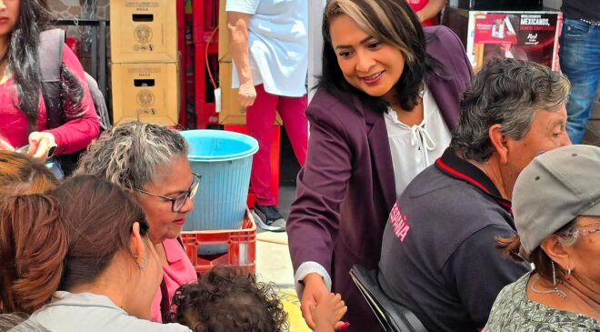 Se Perfila Carmen de la Rosa como la Mejor Posicionada de Morena en Nezahualcóyotl