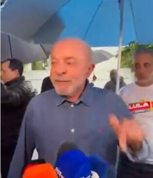 Gana Lula en Brasil