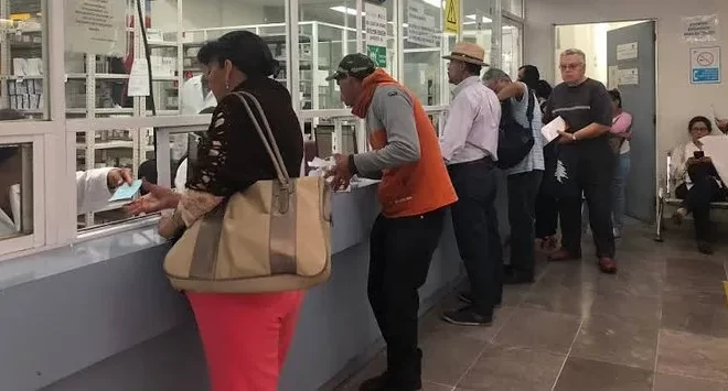Detecta Salud Contratos Millonarios con Sobrecostos de hasta 60% en Distribución de Medicamentos